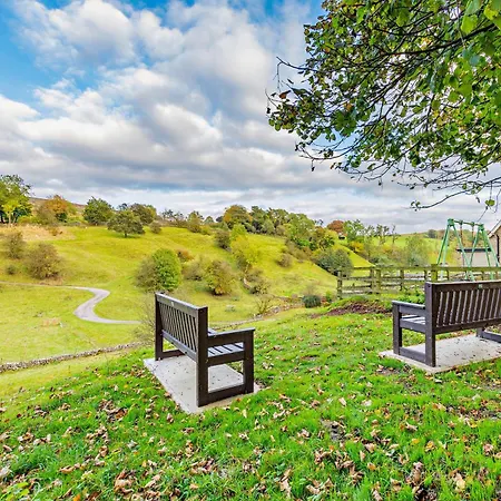 2 Bed In Grassington 93941 Holiday home