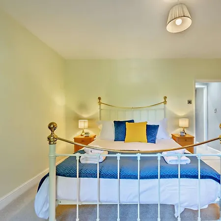 2 Bed In Grassington 93941